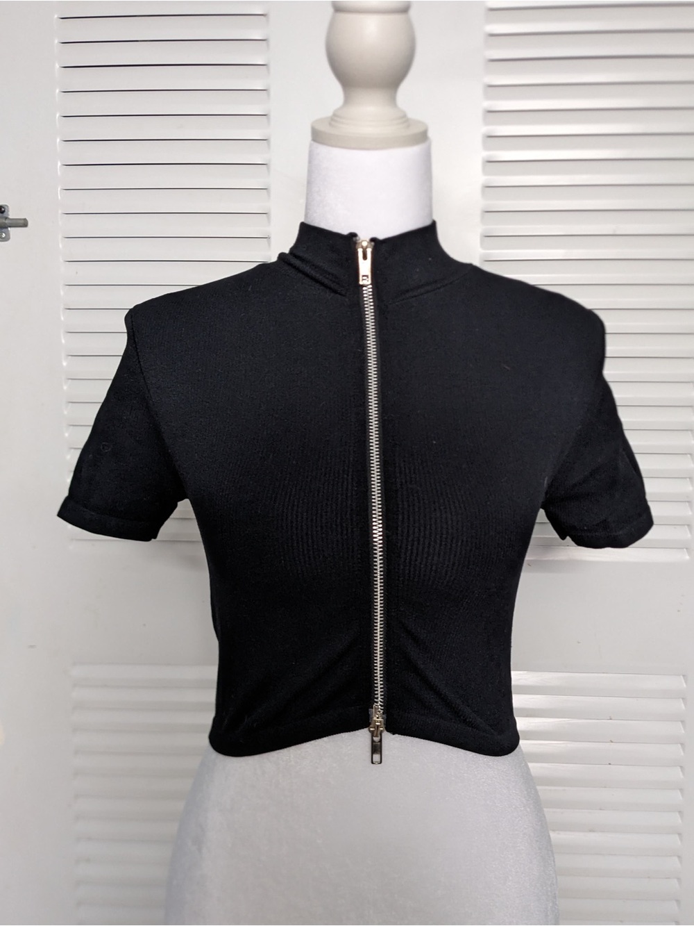 Madrag Black Cropped Zipper Goth Festival Club Croptop